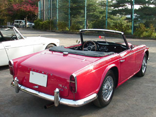 トライアンフ TR4A